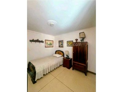 Apartamento de 4 alcobas en venta en Laureles, Medellín, 117 m² · foto 12 de 17