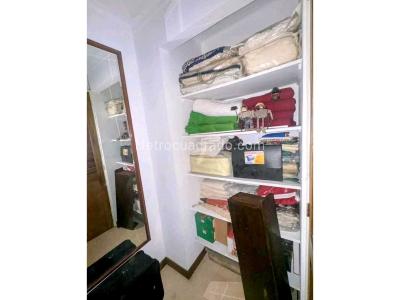 Apartamento de 4 alcobas en venta en Laureles, Medellín, 117 m² · foto 13 de 17
