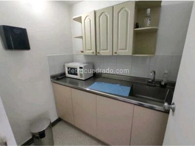 Casa de 1 alcoba en venta en Laureles, Medellín, 299 m² · foto 6 de 20