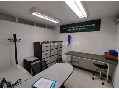 Casa de 1 alcoba en venta en Laureles, Medellín, 299 m² · foto 15 de 20