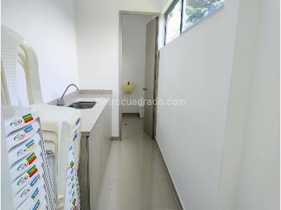 Apartamento de 3 alcobas en venta en Las Cometas, Envigado, 70 m² · foto 9 de 20