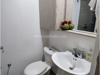 Apartamento de 3 alcobas en venta en Las Cometas, Envigado, 70 m² · foto 16 de 20