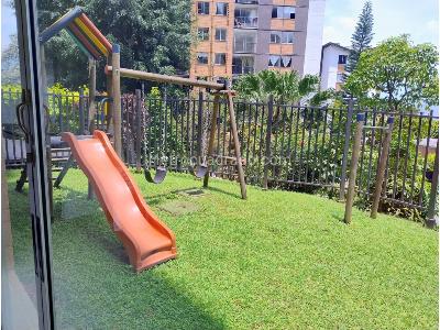 Apartamento de 3 alcobas en venta en Las Cometas, Envigado, 70 m² · foto 18 de 20