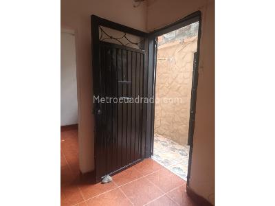 Apartamento de 3 alcobas en venta en Niquia, Bello, 50 m² · foto 9 de 15