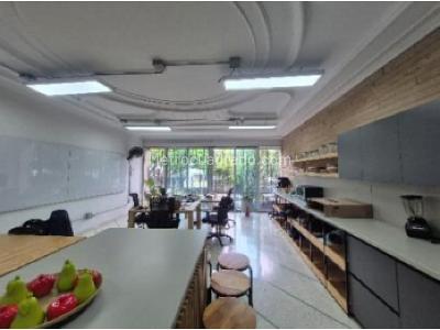 Casa de 5 alcobas en venta en Prado Centro, Medellín, 968 m² · foto 6 de 20
