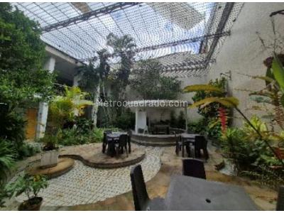 Casa de 5 alcobas en venta en Prado Centro, Medellín, 968 m² · foto 13 de 20