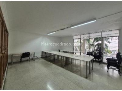 Casa de 5 alcobas en venta en Prado Centro, Medellín, 968 m² · foto 17 de 20