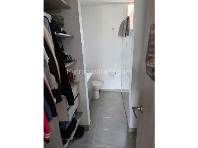 Apartamento de 3 alcobas en venta en Norte America, Bello, 92 m² · foto 9 de 15