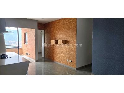 Apartamento de 3 alcobas en venta en Norte America, Bello, 89 m² · foto 2 de 20