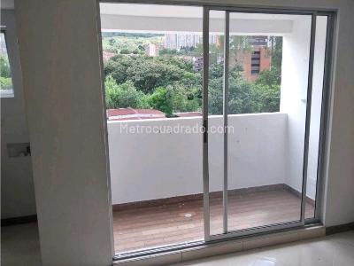 Apartamento de 2 alcobas en venta en Obrero, Bello, 54 m² · foto 5 de 12