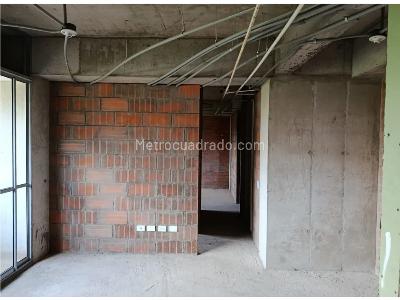 Apartamento de 2 alcobas en venta en Plaza Fabricato, Bello, 56 m² · foto 2 de 10