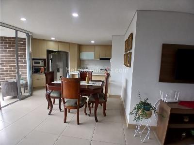 Apartamento de 3 alcobas en venta en Laureles Las Acacias, Medellín, 113 m² · foto 5 de 20