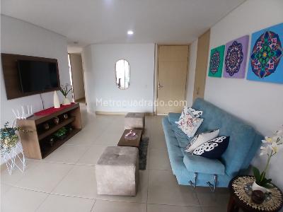 Apartamento de 3 alcobas en venta en Laureles Las Acacias, Medellín, 113 m² · foto 10 de 20
