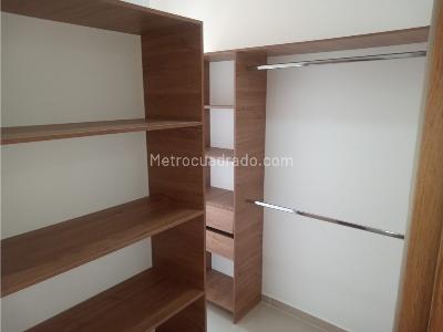 Apartamento de 2 alcobas en venta en Calle Larga, Sabaneta, 126 m² · foto 3 de 20