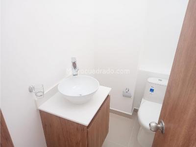 Apartamento de 2 alcobas en venta en Calle Larga, Sabaneta, 126 m² · foto 4 de 20