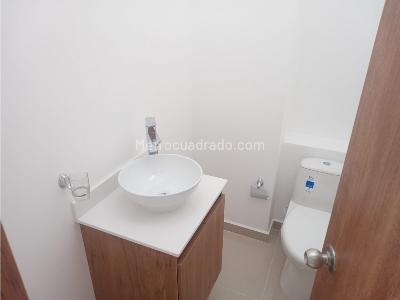 Apartamento de 2 alcobas en venta en Calle Larga, Sabaneta, 126 m² · foto 5 de 20