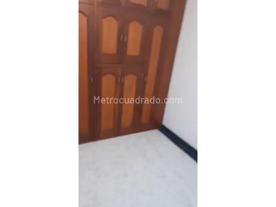 Casa de 4 alcobas en venta en Cabañas, Bello, 138 m² · foto 2 de 9