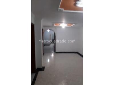 Casa de 4 alcobas en venta en Cabañas, Bello, 138 m² · foto 4 de 9