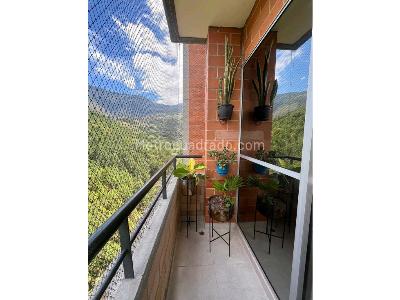 Apartamento de 2 alcobas en venta en Norte America, Bello, 55 m² · foto 6 de 17