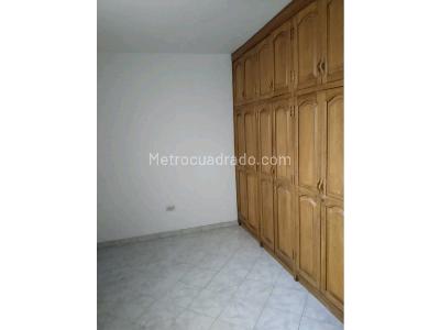 Apartamento en venta en Buenos Aires, Medellín · foto 11 de 16
