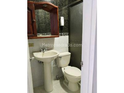 Apartamento en venta en Buenos Aires, Medellín · foto 12 de 16