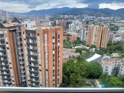 Apartaestudio en venta en Loma Del Indio, Medellín, 39 m² · foto 10 de 17