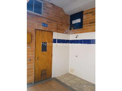 Apartaestudio en venta en Loma Del Indio, Medellín, 39 m² · foto 16 de 17