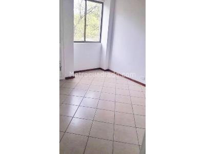 Apartamento en venta en Calasanz, Medellín · foto 5 de 13