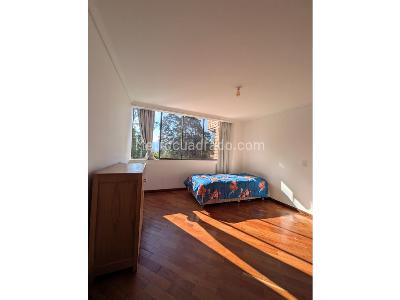 Apartamento de 4 alcobas en venta en Loma De Los Balsos, Medellín, 260 m² · foto 11 de 16