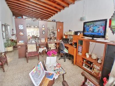 Casa de 5 alcobas en venta en Malibu, Medellín, 240 m² · foto 6 de 20