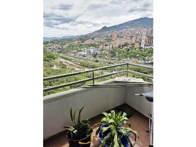 Apartamento de 3 alcobas en venta en Madera, Bello, 58 m² · foto 4 de 16