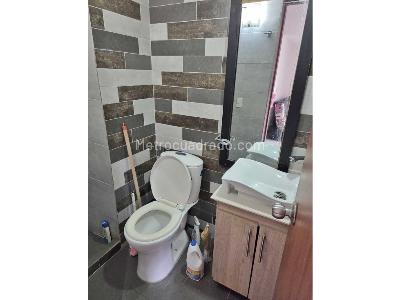 Apartamento de 3 alcobas en venta en Madera, Bello, 58 m² · foto 11 de 16