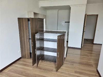 Apartaestudio en venta en Norte America, Bello, 40 m² · foto 4 de 9