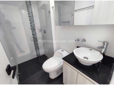 Apartamento de 2 alcobas en venta en Norte America, Bello, 64 m² · foto 8 de 11