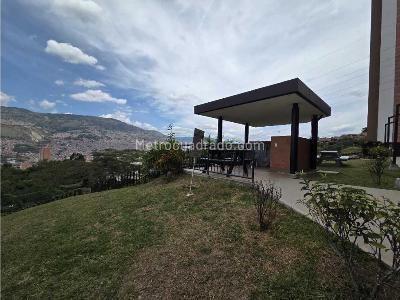 Apartamento de 2 alcobas en venta en Amazonia, Bello, 65 m² · foto 14 de 18