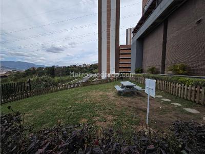 Apartamento de 2 alcobas en venta en Amazonia, Bello, 65 m² · foto 18 de 18