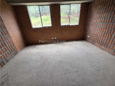 Apartamento de 2 alcobas en venta en Amazonia, Bello, 65 m² · foto 3 de 18