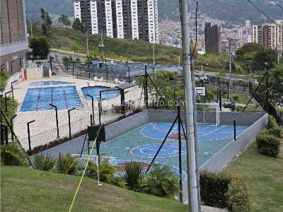 Apartamento de 2 alcobas en venta en Amazonia, Bello, 65 m² · foto 7 de 18