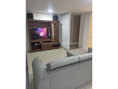 Apartamento en venta en Navarra, Bello · foto 2 de 20