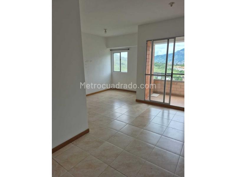Piso – Bello - Vista 2