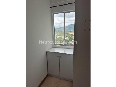 Apartamento de 2 alcobas en venta en Norte America, Bello, 69 m² · foto 9 de 20