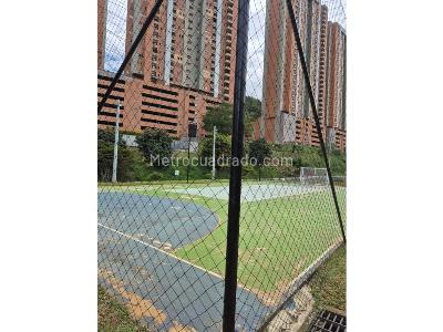 Apartamento de 2 alcobas en venta en Norte America, Bello, 69 m² · foto 15 de 20