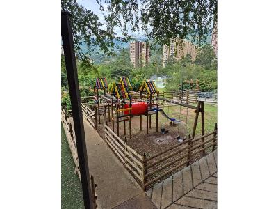 Apartamento de 2 alcobas en venta en Norte America, Bello, 69 m² · foto 18 de 20