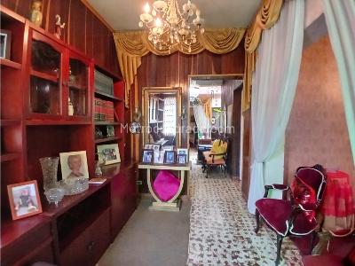 Casa de 5 alcobas en venta en Boston, Medellín, 216 m² · foto 3 de 20