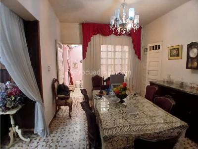 Casa de 5 alcobas en venta en Boston, Medellín, 216 m² · foto 7 de 20