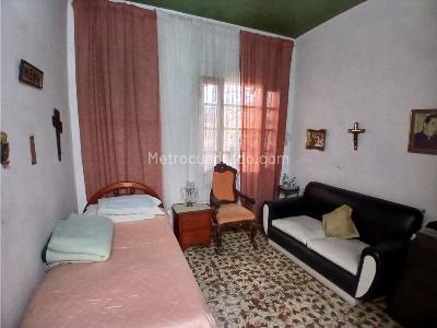 Casa de 5 alcobas en venta en Boston, Medellín, 216 m² · foto 14 de 20