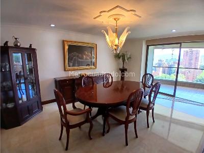 Apartamento de 4 alcobas en venta en Loma De Los Balsos, Medellín, 300 m² · foto 12 de 20