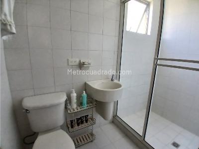 Apartamento de 4 alcobas en venta en Loma De Los Balsos, Medellín, 300 m² · foto 16 de 20