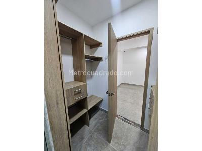 Apartamento de 3 alcobas en venta en Norte America, Bello, 90 m² · foto 16 de 20