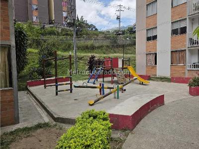 Apartamento de 3 alcobas en venta en Trapiche Bello, Bello, 55 m² · foto 12 de 18